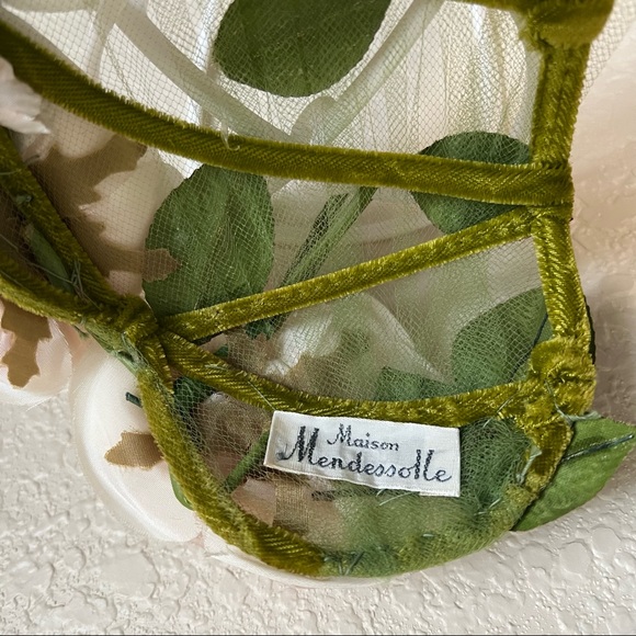 Vintage 1950’s Maison Mendessolle Floral and Net Half Hat - Picture 12 of 14